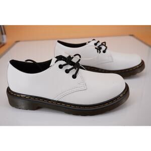 Doc Martens 1461 Derby White Leather Oxfords Size 2 UK/ 3 US Women $65